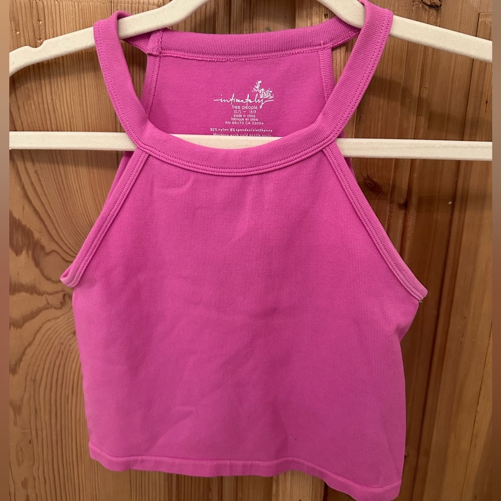 Free People cropped tank top. Size XS/S. Pink. Like new condition